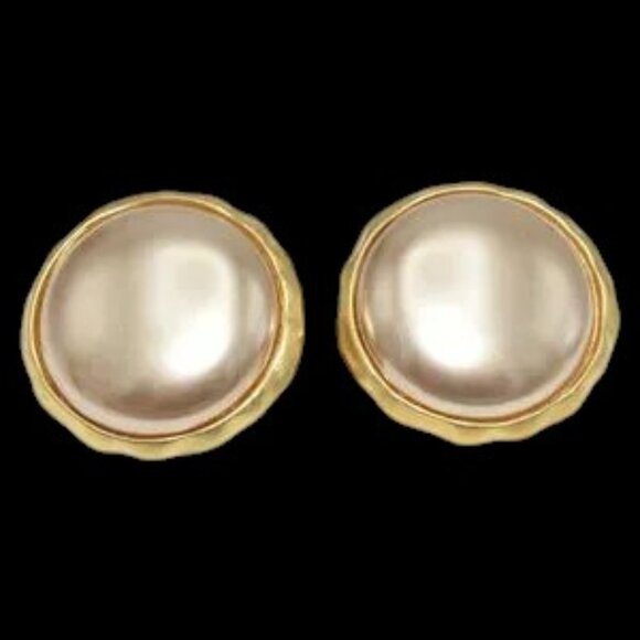 Vintage Richelleu Triple Strand Faux Pearl Necklace & Earring Set - Picture 4 of 8